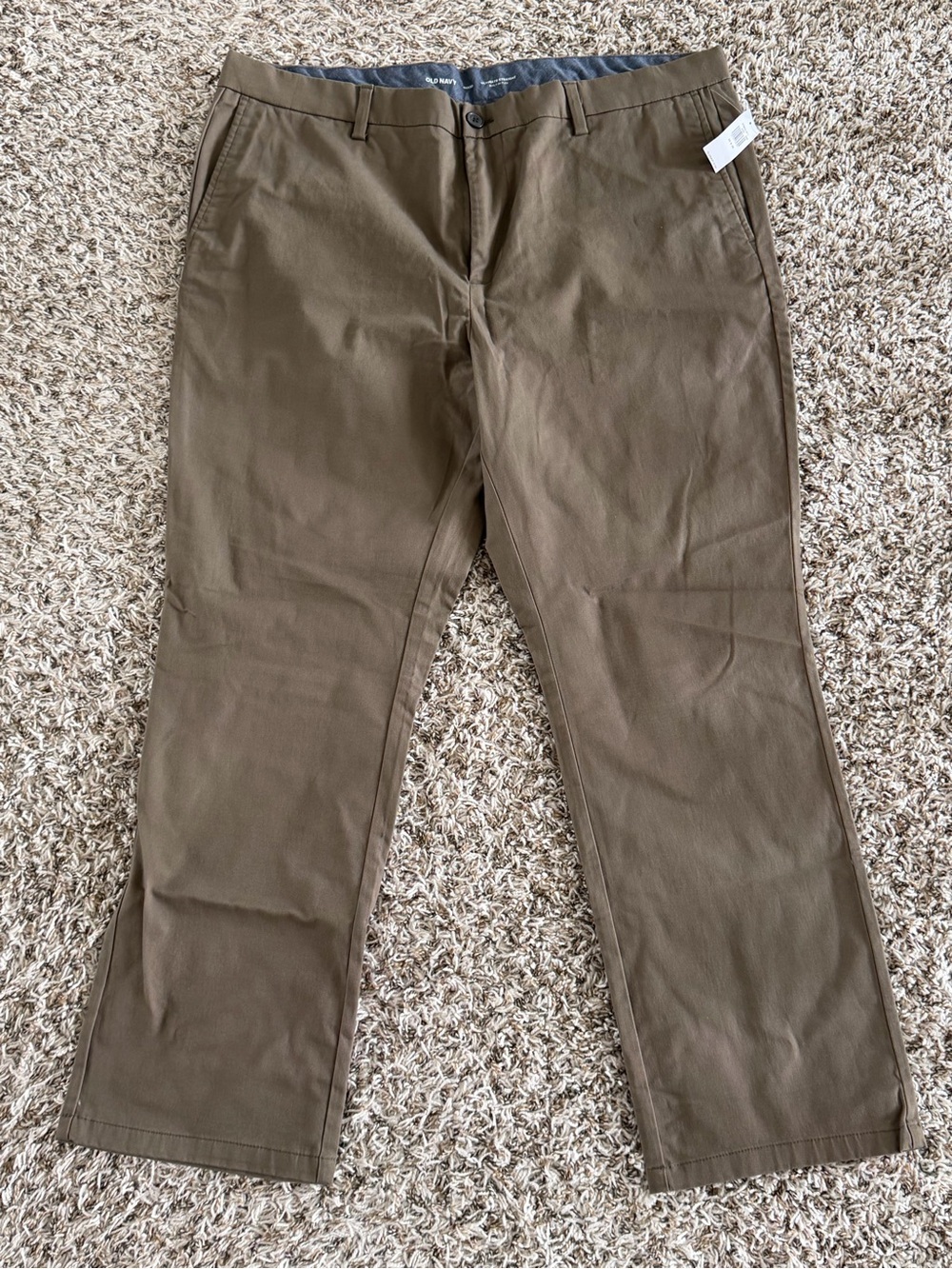 Old Navy Men's Olive Green Chino Pants